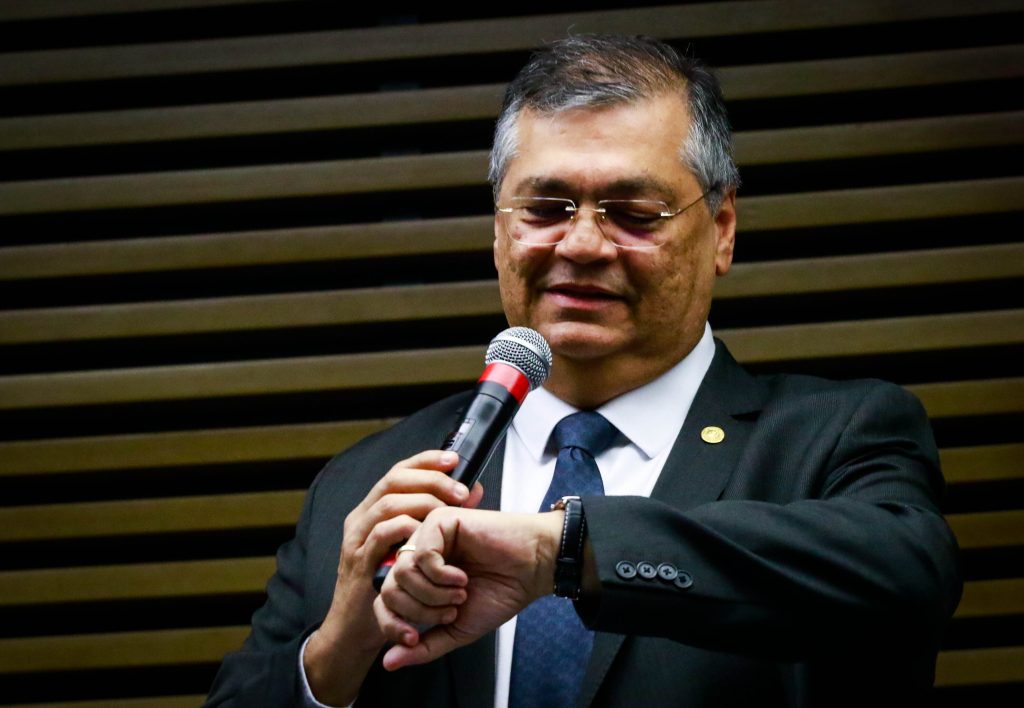 Mais tempo para os delatores
