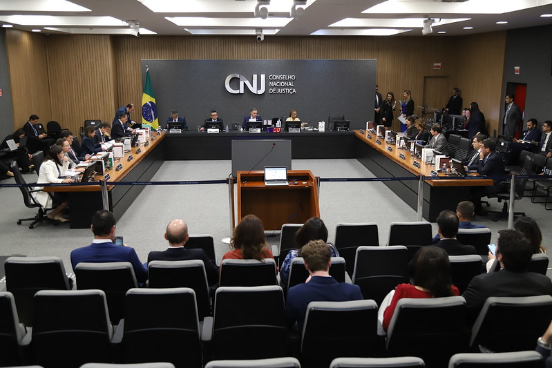 Penduricalho? Tem de pedir