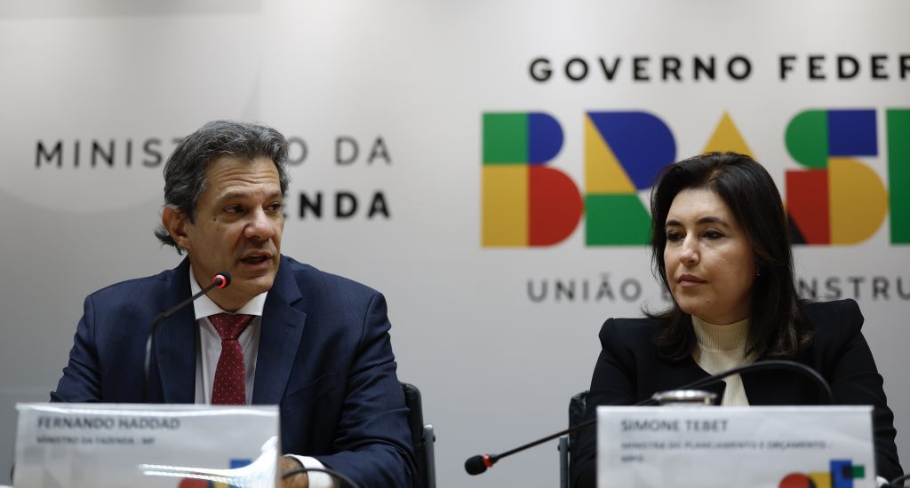 Menos 31 bilhões de reais