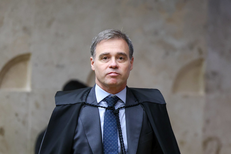 O voto das big techs