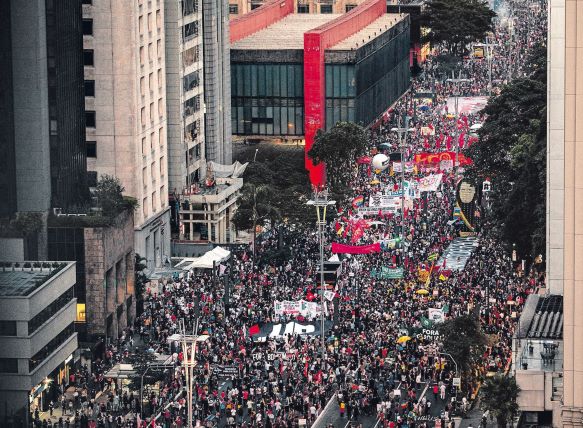 Bolsonaro só viu a esquerda nas manifestações