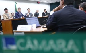 Foto: Vinicius Loures / Câmara dos Deputados Isenção do IR passa