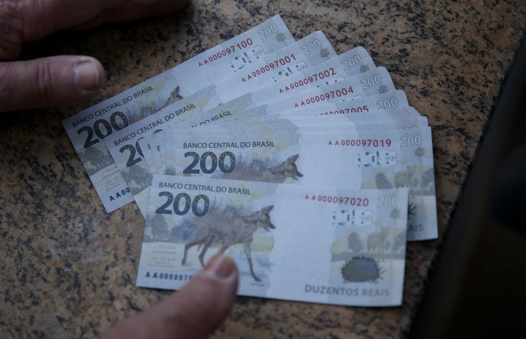 Analistas mantêm expectativa pessimista com inflação