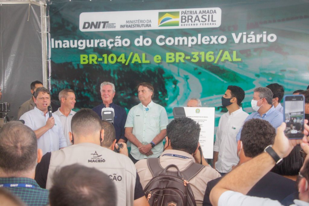 Bolsonaro quer verbas para melhorar sua imagem com nordestinos