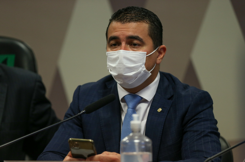 Luis Miranda confirma: deputado citado no esquema é Ricardo Barros