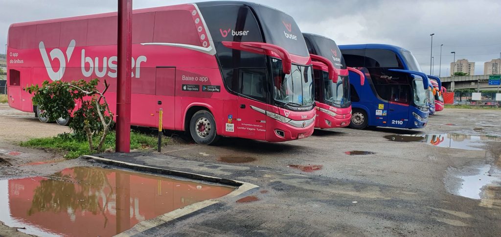 Projeto ataca transporte de ônibus por aplicativo