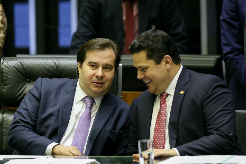 O presente de Natal do Supremo para Maia e Alcolumbre