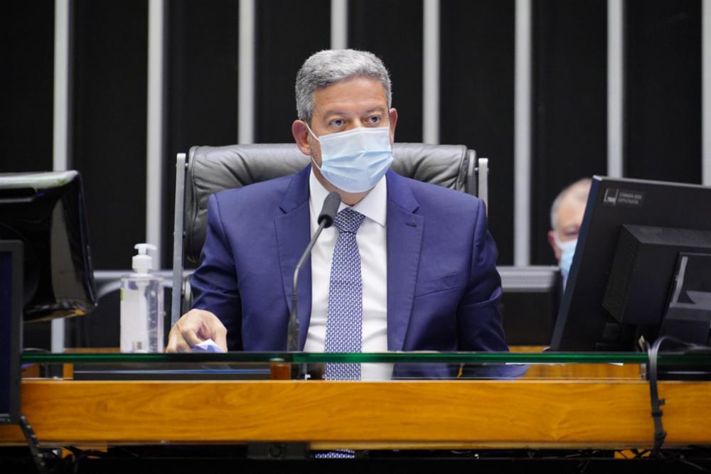 Lira diz que deputados vão aprovar o distritão