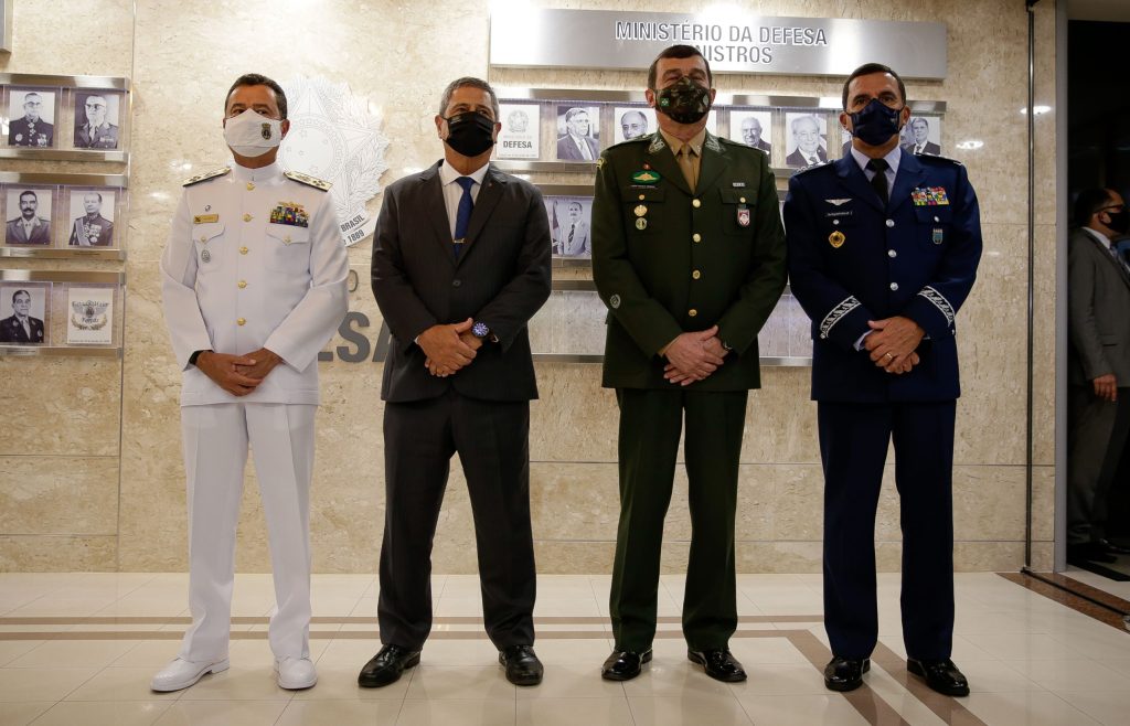 Cúpula militar repudia comentário do presidente da CPI