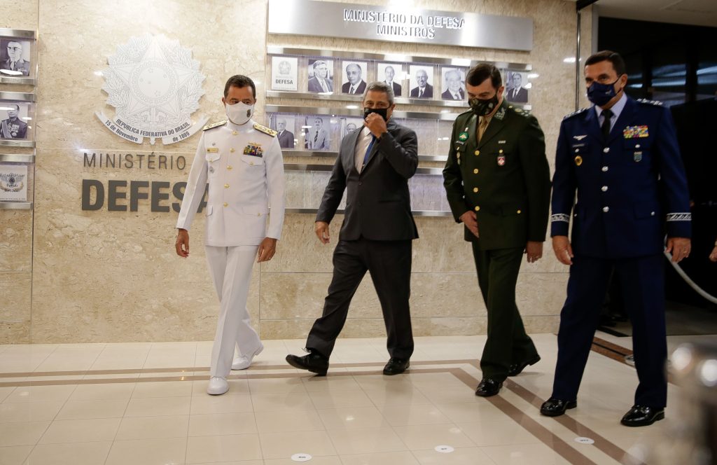 Cúpula militar seguiu ordem de Bolsonaro