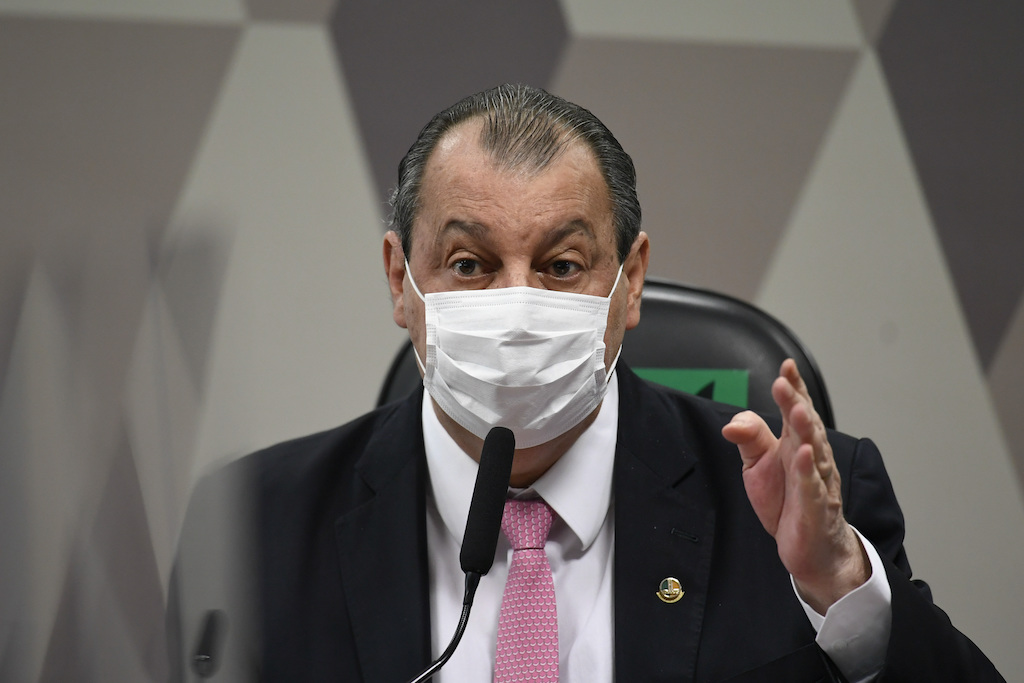 Estratégia dos advogados do lobista Max anima CPI
