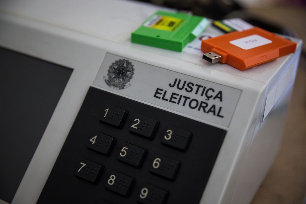 Aliados de Bolsonaro não acreditam em fraude nas eleições