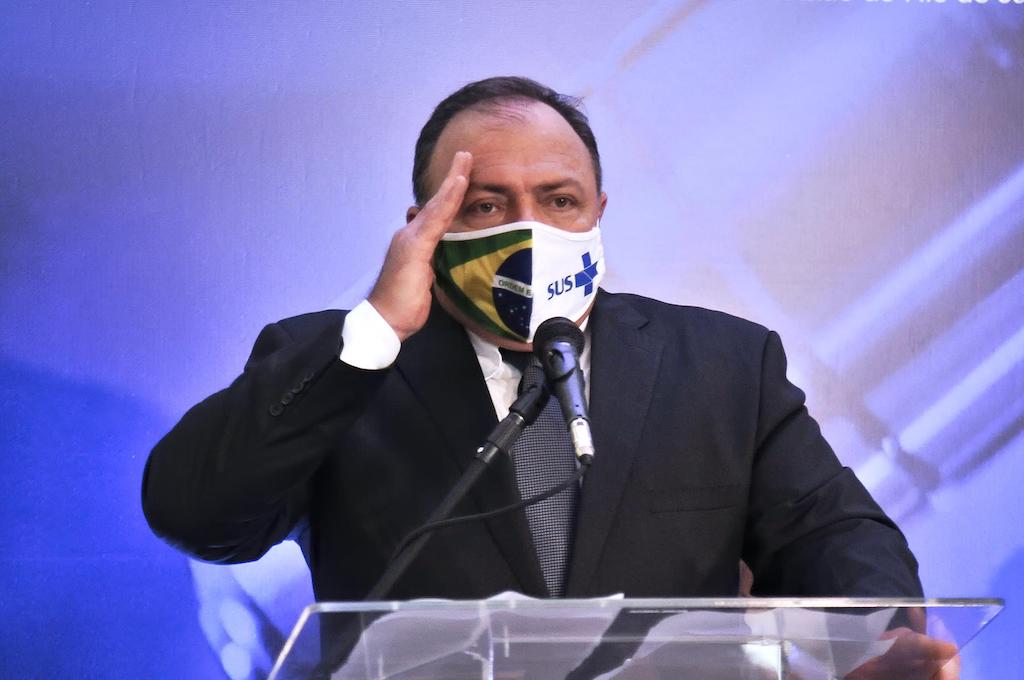Pazuello sob pressão do Planalto e no limite da paciência