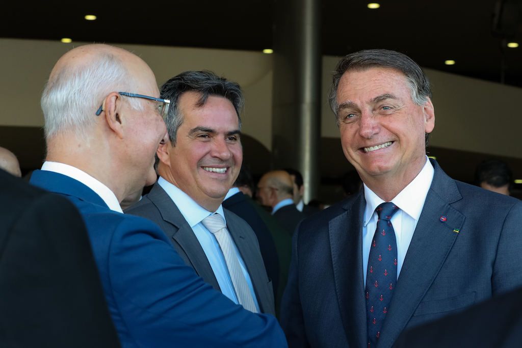 Atitude de Ciro Nogueira foi criticada na base do governo