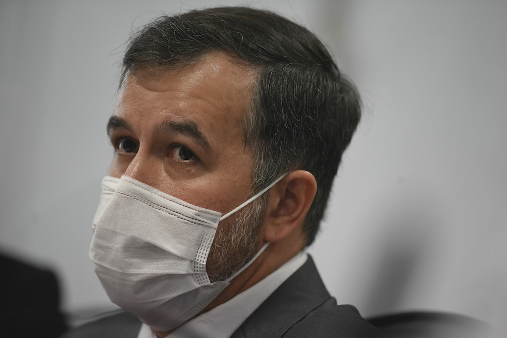 Depoimento de auditor reforça crime de presidente, acreditam senadores