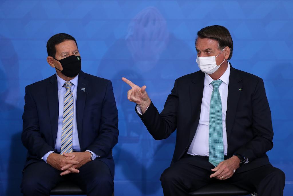 A despeito de Bolsonaro, Ciro Nogueira quer Mourão próximo ao governo