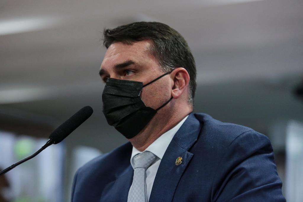 A operação para salvar o lobista Max