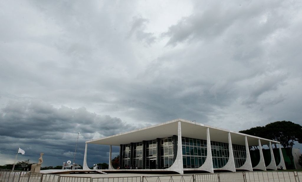 Supremo mantém liberdade de doleiro investigado pela Lava Jato