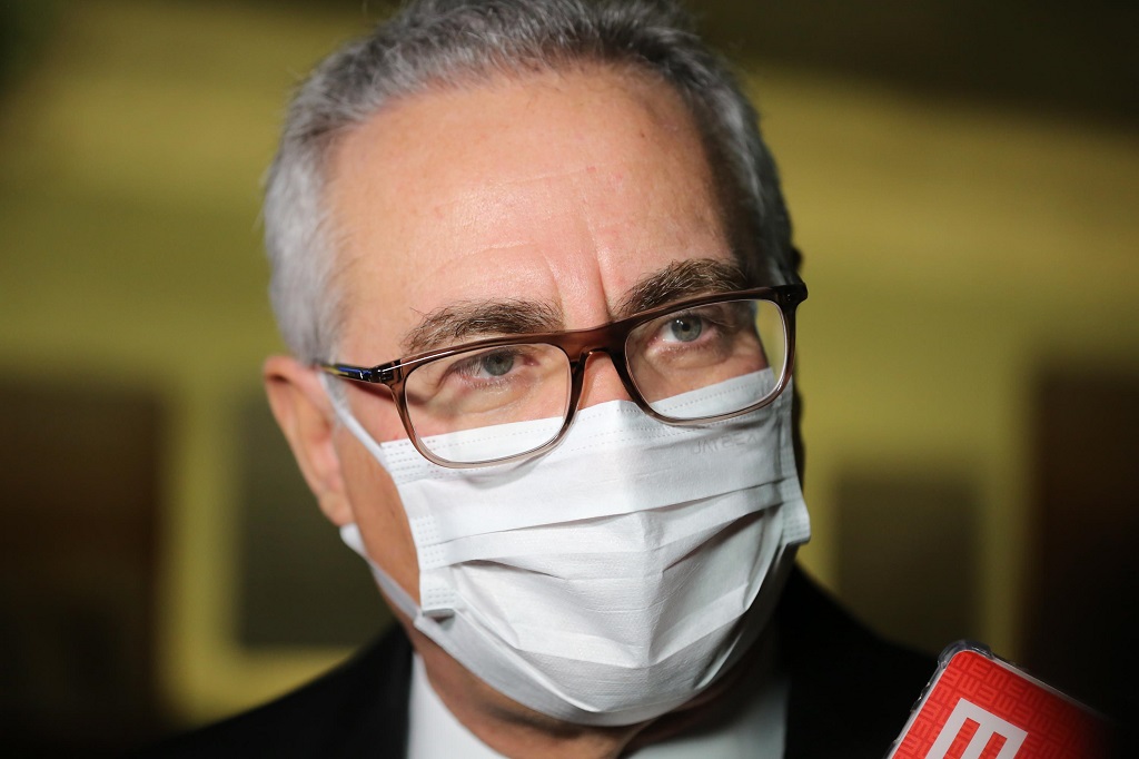 CPI da Pandemia: Renan pede ajuda a Kakay