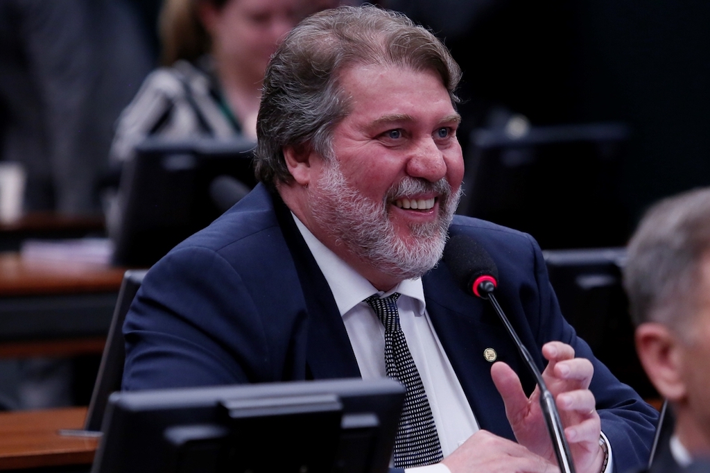 PCdoB se mobiliza para derrubar veto à federação de partidos