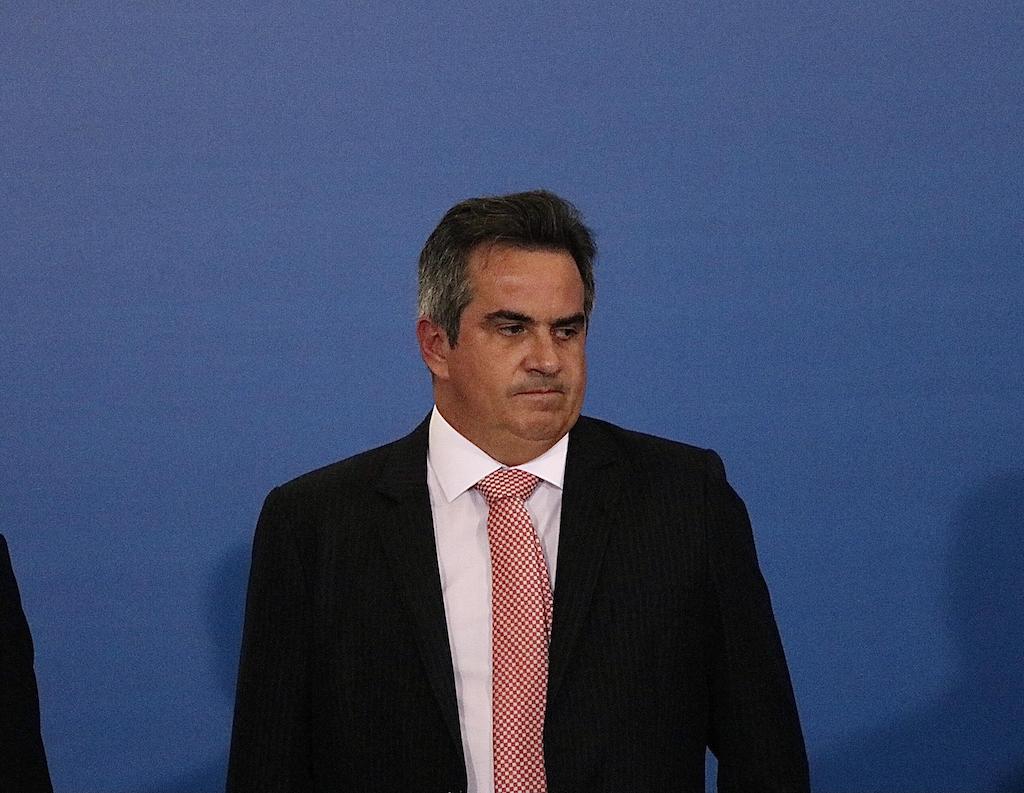 Fusão de DEM e PSL atrapalha planos de Ciro Nogueira