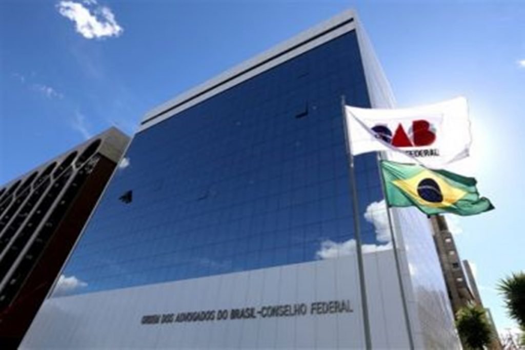 OAB pede que STF exclua programas alimentares do teto de gastos