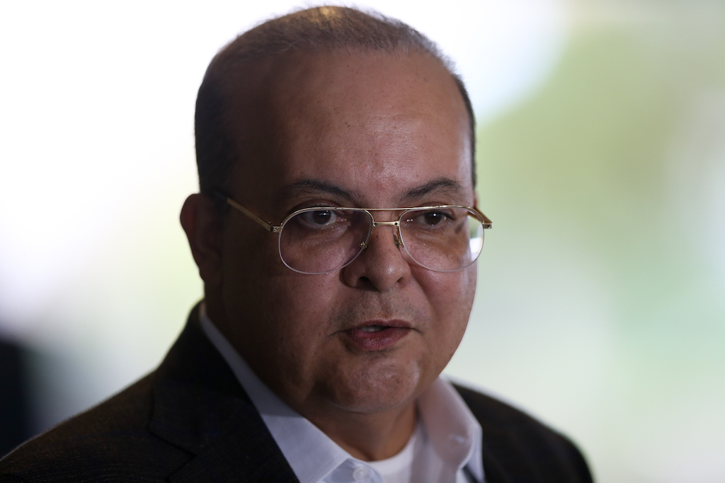 A tentativa de sedução de Ibaneis Rocha para a ala lulista do MDB