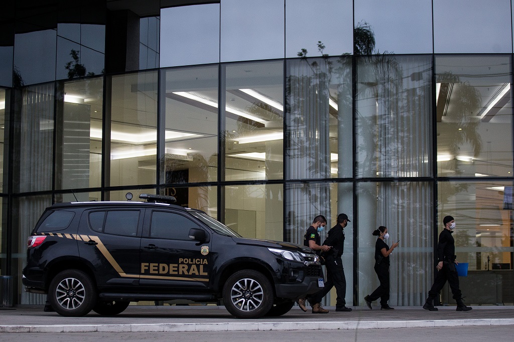 Empresa de Max é alvo de operação da PF por lavagem de dinheiro