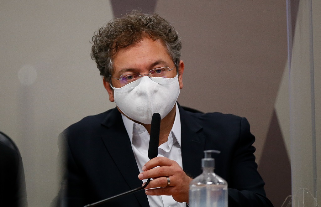 Confusão societária livrou Max de prisão, quebra de sigilo e buscas
