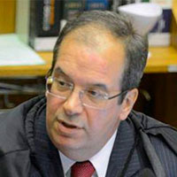 Ministro adia julgamento de aposentadorias da Usiminas