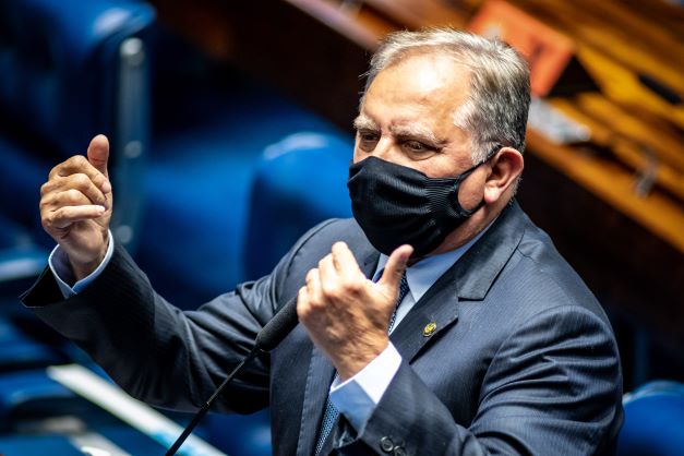 O líder da VTCLog no Senado