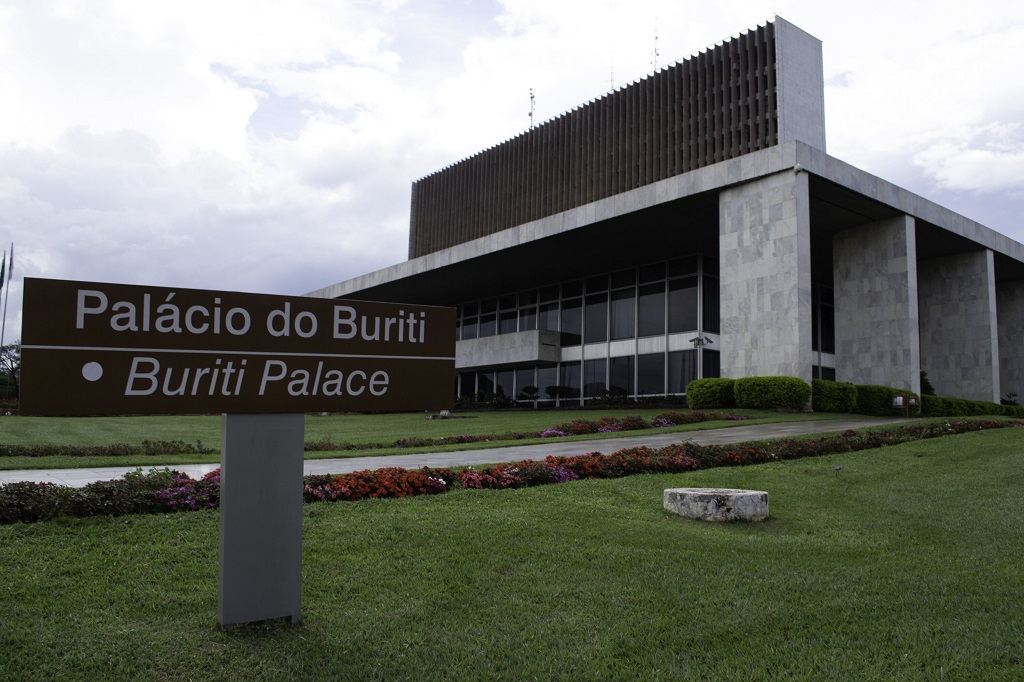 Sócia de número 2 da VTCLog tem carreira em cargos comissionados no GDF