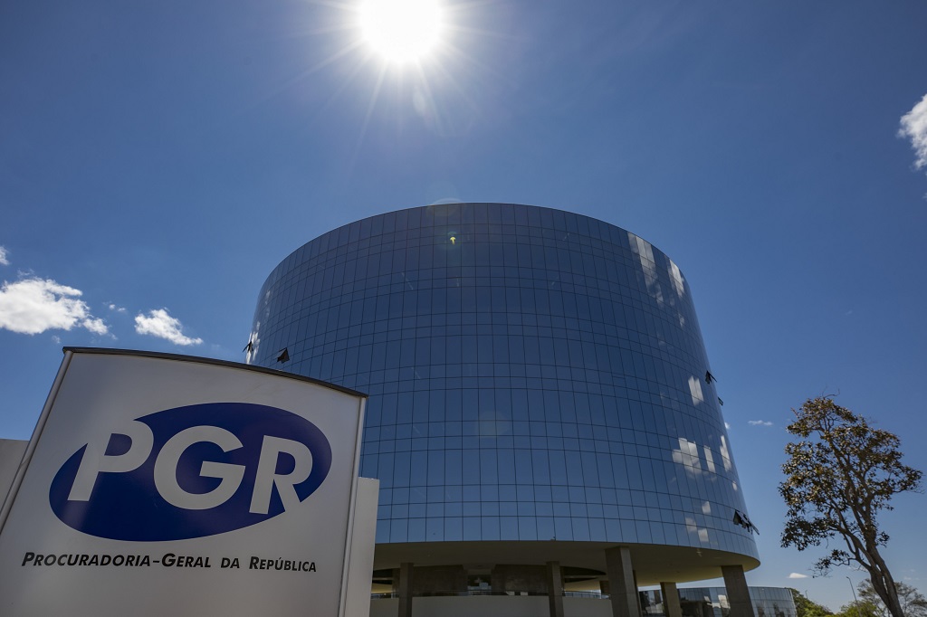 PGR diz não ver provas de que a CPI da Pandemia desrespeita advogados