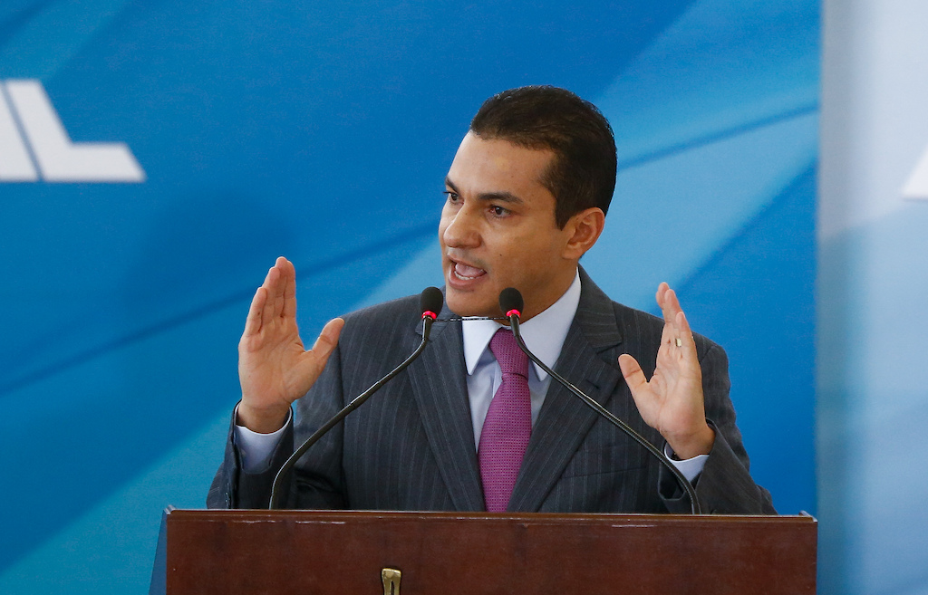 Republicanos prefere ficar de fora de uma federação com PP e PL
