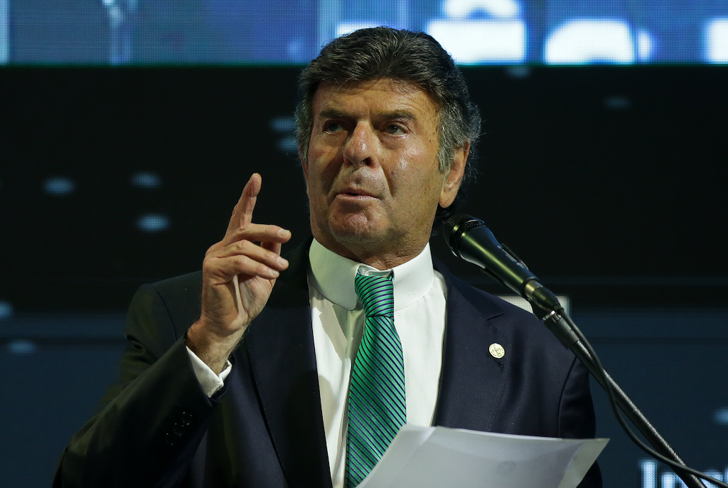 Ficha Limpa: Barroso se expõe, mas Fux fatura