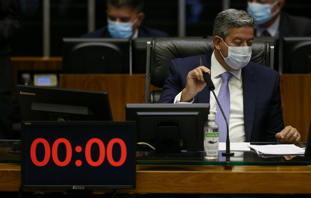 Lira não desiste e planeja votar novamente PEC que altera CNMP