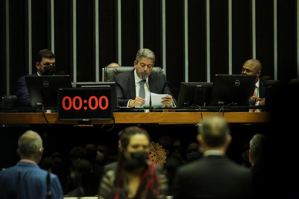 PEC dos Precatórios poderá ficar somente para a segunda semana de novembro