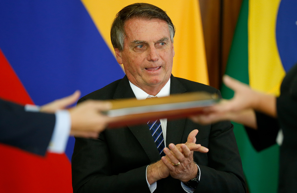 Por PL, Bolsonaro tenta acomodar PP e Republicanos