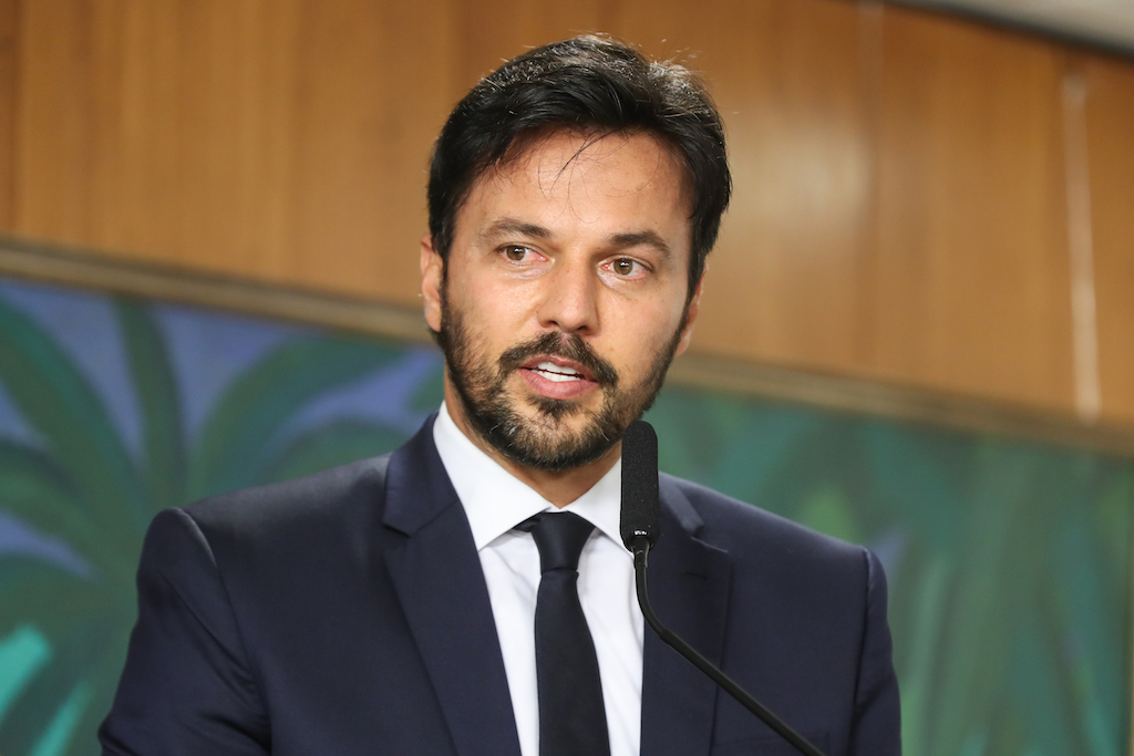 Destino de Fábio Faria é motivo de alegria para Rogério Marinho