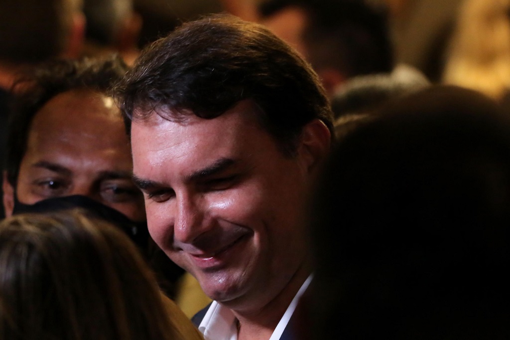 Rachadinhas: o triunfo de Flávio Bolsonaro nos tribunais superiores