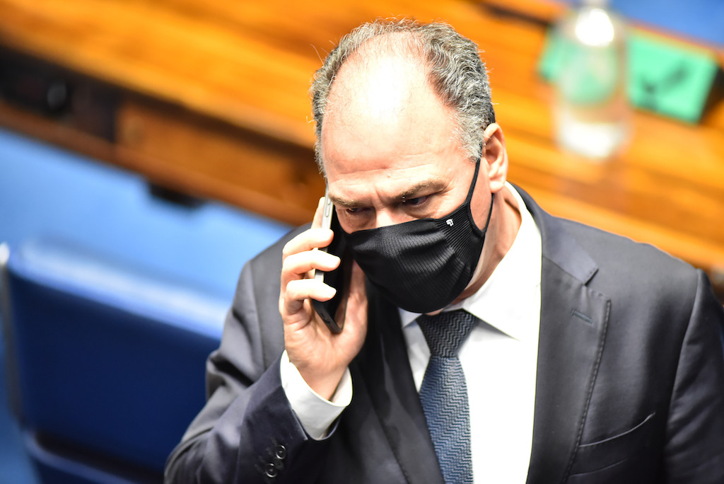 “Se fosse PEC, não passava”, diz um senador sobre aprovação de André Mendonça