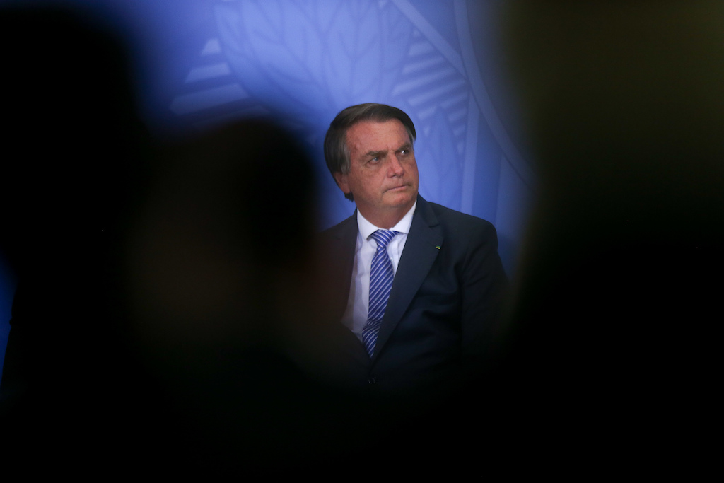 Bolsonaro diz estar arrependido de indicação de Barra Torres para a Anvisa
