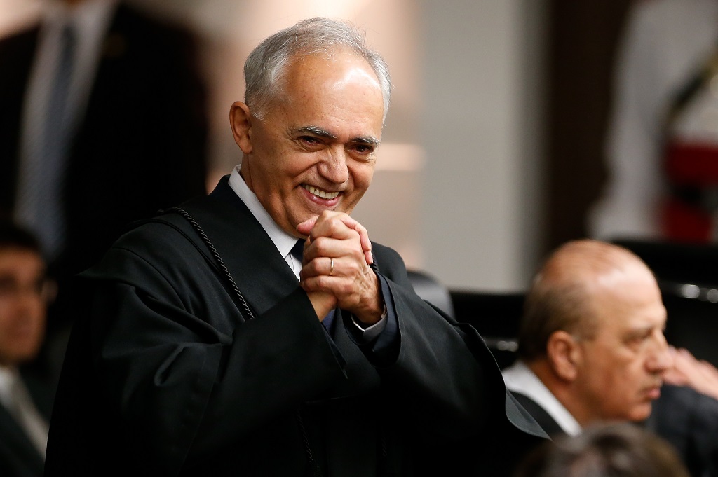 Emendas de bancada já chegam a 2 bi neste ano