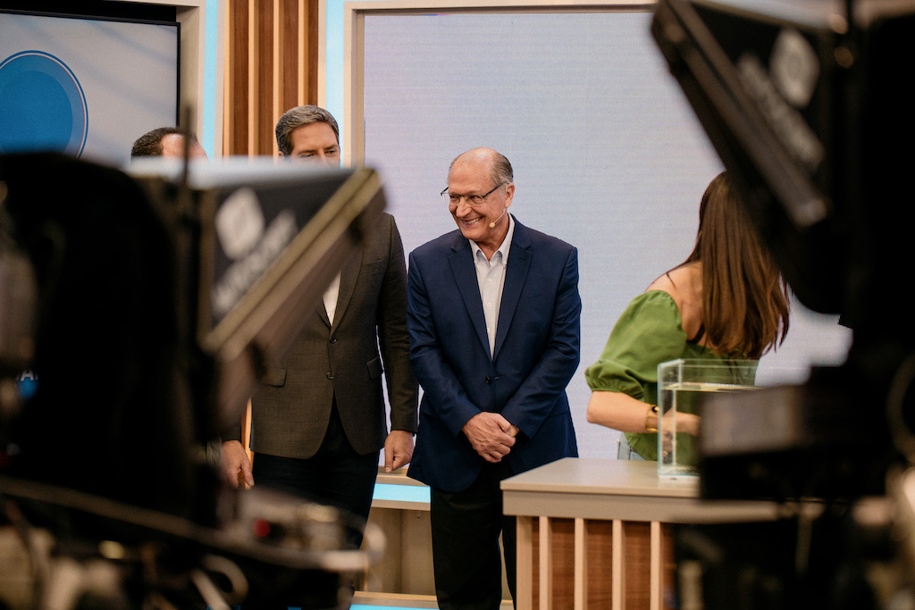 Alckmin deixa PSDB