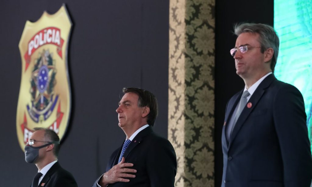 Mercado ignora crise dos reajustes criada por Bolsonaro