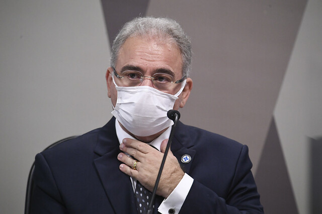 Cirurgias cardiológicas suspensas: entidades desmentem Queiroga