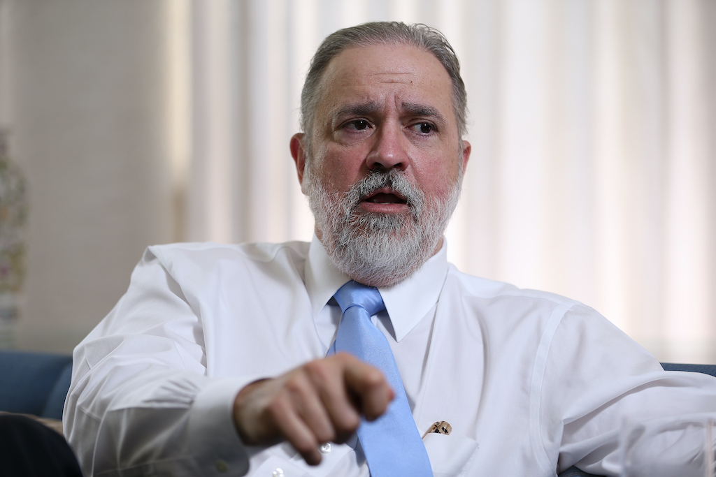 O limite de Aras