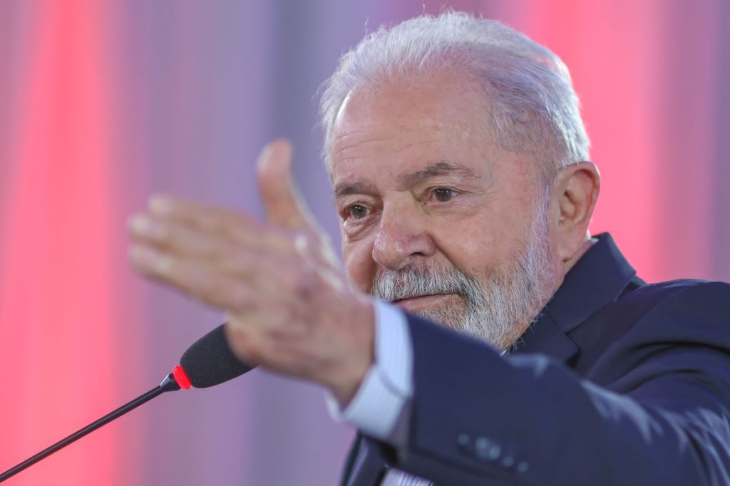 Justiça arquiva processo contra Lula por triplex no Guarujá