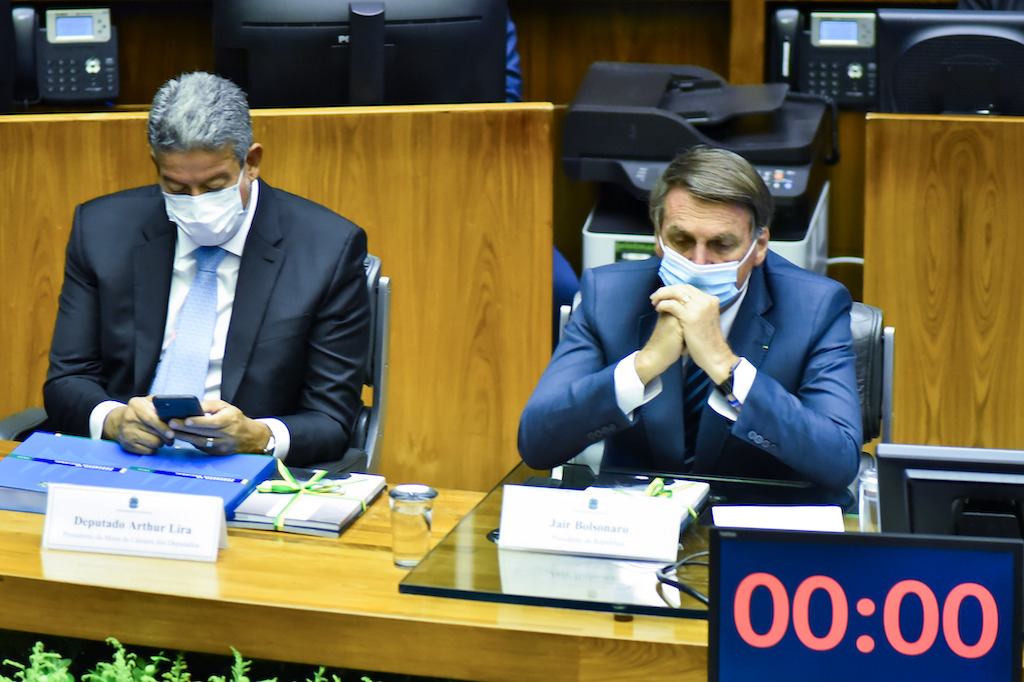 Jair Bolsonaro contra o tempo