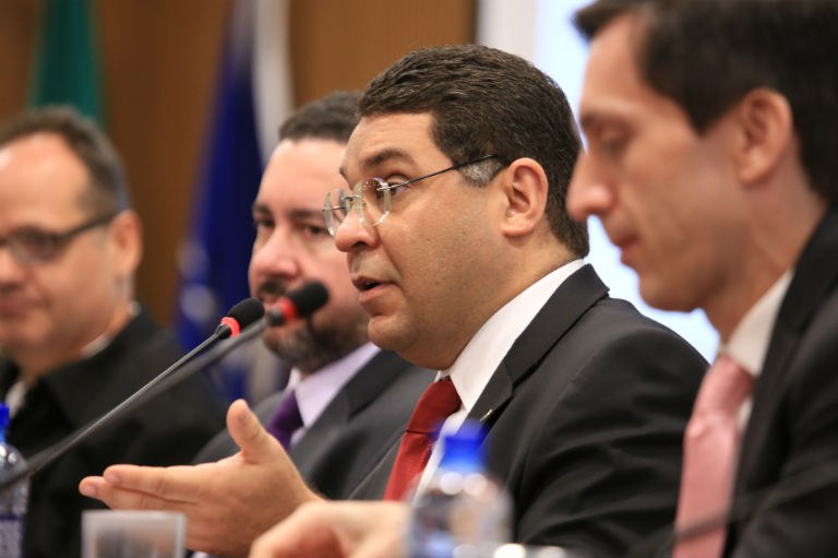 O apocalipse fiscal de Mansueto
